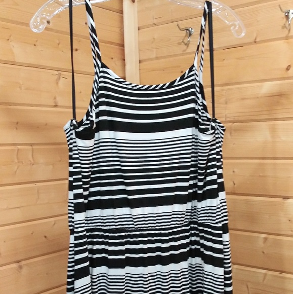 By Finesse Tank Stripe Long Dress - Picture 2 of 7